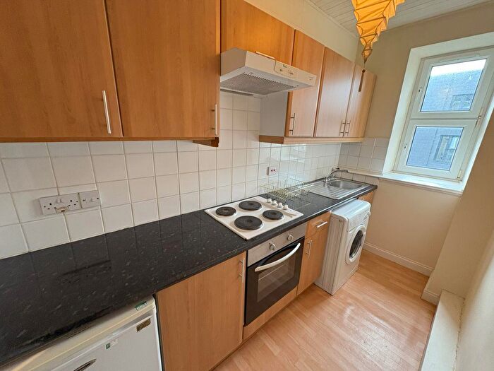 1 Bedroom Flat To Rent In Strathmartine Road, Dundee, DD3