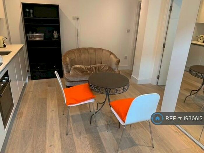 1 Bedroom Flat To Rent In Dod Street, London, E14