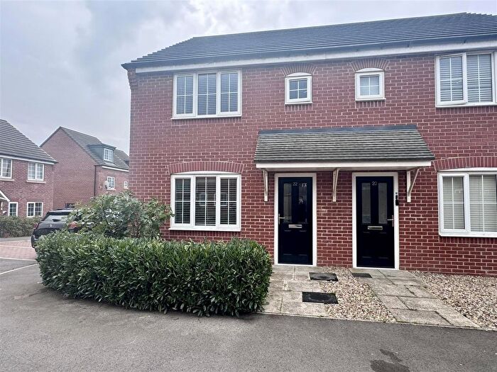 3 Bedroom Semi-Detached House To Rent In Combine Way, Eastfield, YO11