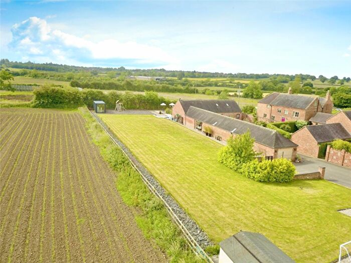 4 Bedroom Detached House For Sale In Hinckley Fields Farm, Rogues Lane, Hinckley, Leicestershire, LE10