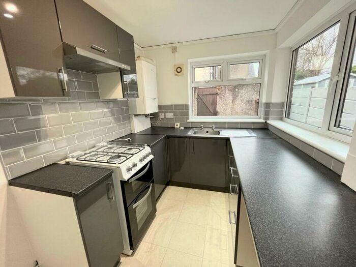 3 Bedroom Terraced House To Rent In Shuttle Street, Tyldesley, Manchester, M29