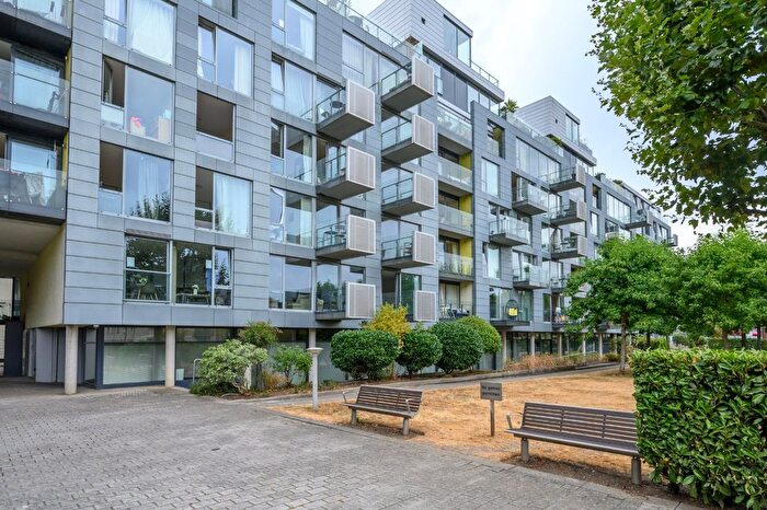 1 Bedroom Flat To Rent In Graham Street, London, N1