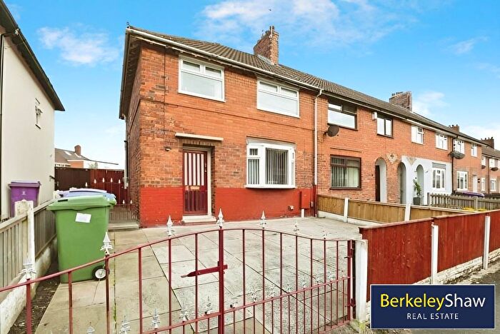 3 Bedroom End Of Terrace House For Sale In Scarisbrick Road, Liverpool, L11