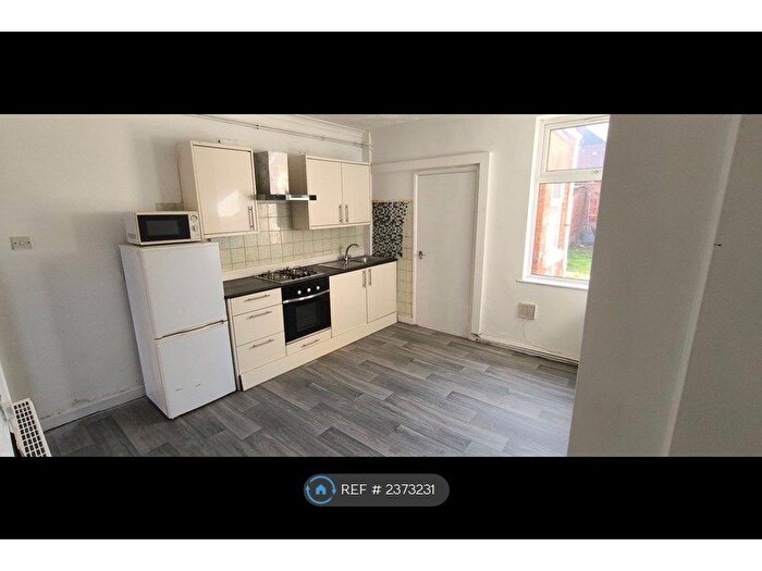 2 Bedroom End Of Terrace House To Rent In Cresswell Street, Worksop, S80