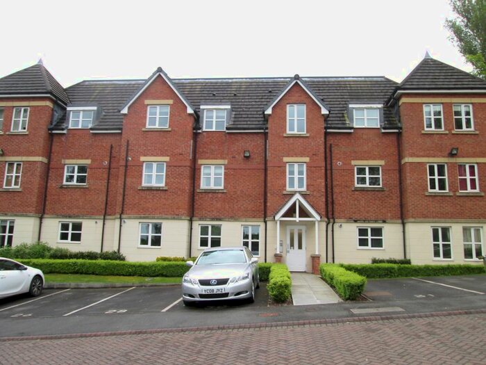 2 Bedroom Flat To Rent In Summer Drive, Sandbach, CW11