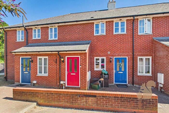 3 Bedroom Maisonette For Sale In Scarletts Road, Colchester, CO1