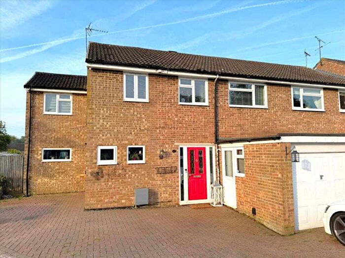 5 Bedroom End Of Terrace House For Sale In Woodlands Way, Southwater, Horsham, RH13
