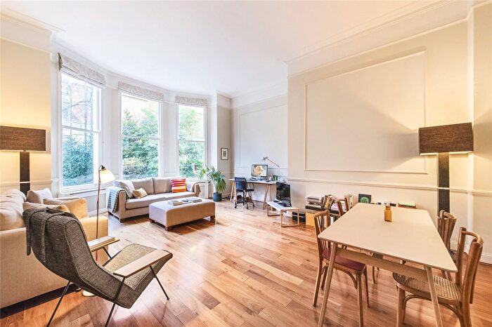 2 Bedroom Flat To Rent In Wetherby House, - Wetherby Gardens, South Kensington, London, SW5