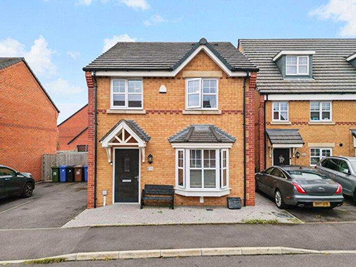 4 Bedroom Detached House For Sale In Woodhouses Avenue, Audenshaw, Tameside, M34