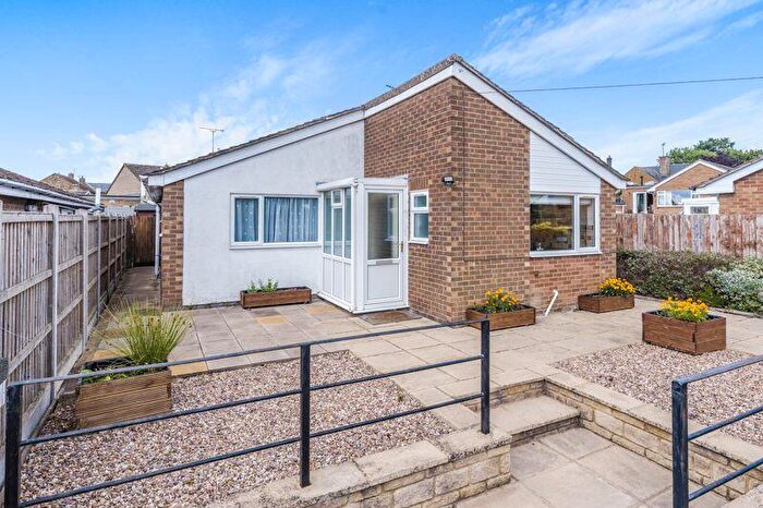 2 Bedroom Detached Bungalow For Sale In Spring Lane, Little Bourton - No Onward Chain, OX17