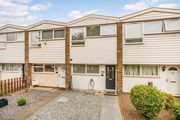 2 Bedroom Terraced House For Sale In Ashdene Close, Ashford, TW15