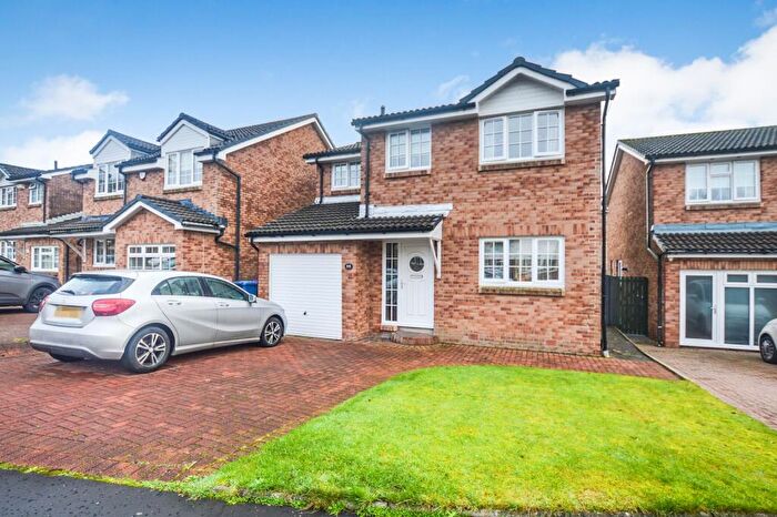 4 Bedroom Detached House For Sale In Inverleven Place, Lawthorn, Irvine, KA11