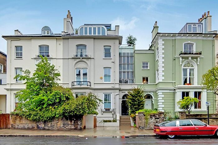 2 Bedroom Flat To Rent In Regents Park Road, London, NW1