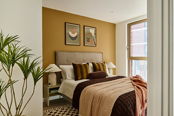 1 Bedroom Apartment To Rent In Uncle Leeds, Whitehall, Leeds, LS12