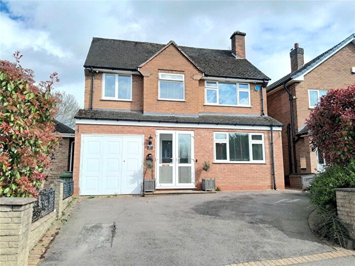 3 Bedroom Detached House For Sale In Montfort Road, Birmingham, West Midlands, B46