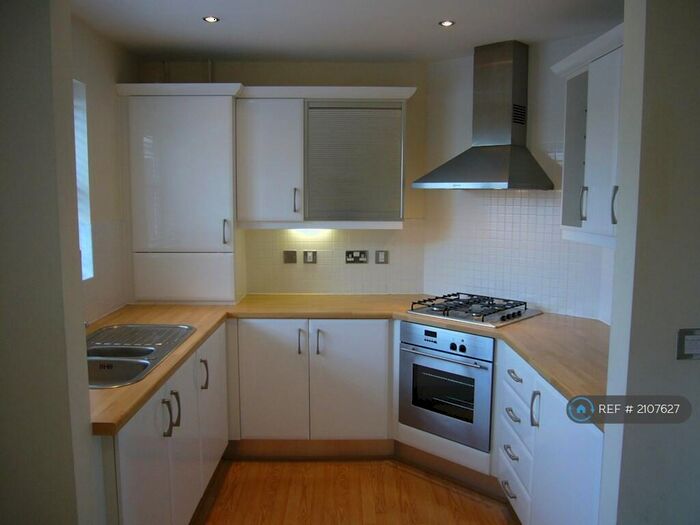 2 Bedroom Flat To Rent In Forsythia Drive, Clayton-Le-Woods, Chorley, PR6