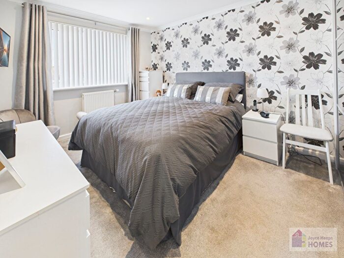 3 Bedroom Semi Detached House For Sale In Forth Court, Mossneuk, East Kilbride, G75