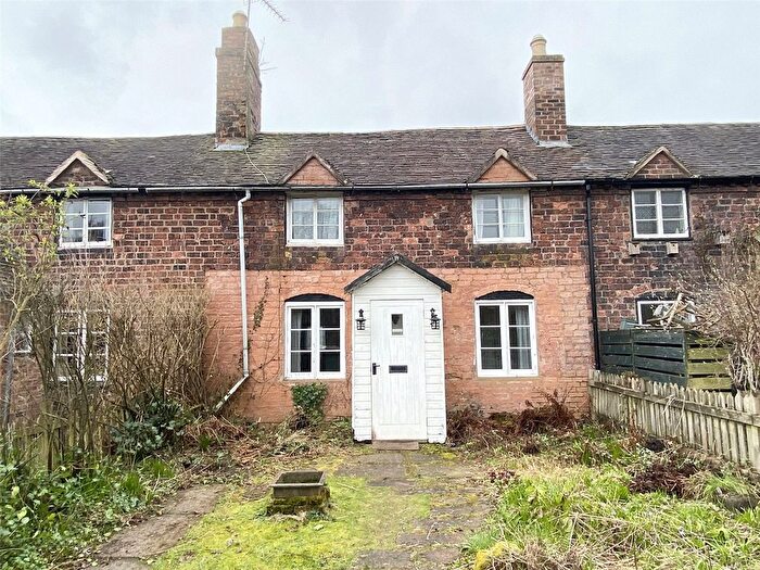 3 Bedroom Terraced House For Sale In Pool View, Horsehay, Telford, Shropshire, TF4