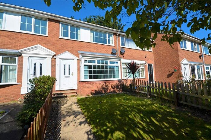 3 Bedroom Terraced House To Rent In Elizabethan Court, Pontefract, WF8