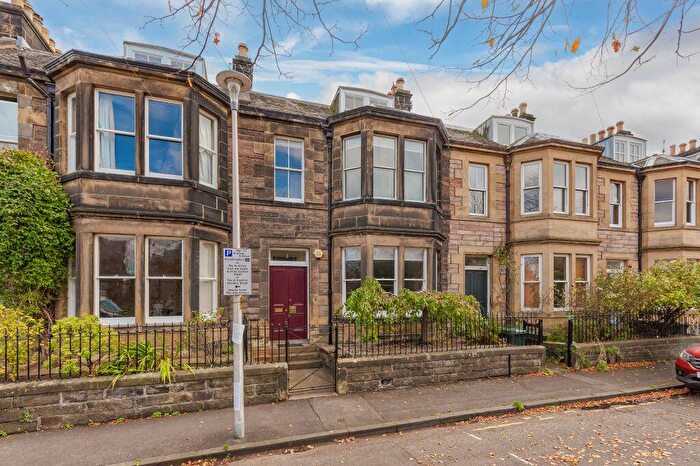 4 Bedroom Terraced House For Sale In Shandon Crescent, Edinburgh, EH11