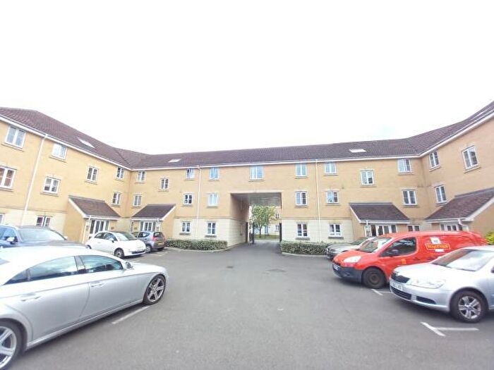 1 Bedroom House To Rent In Scholars Walk, Langley, Slough, SL3