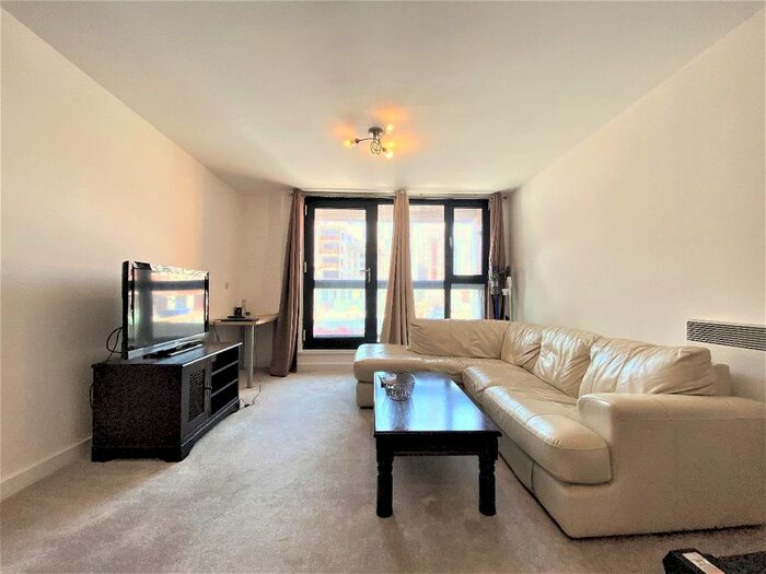 2 Bedroom Flat To Rent In Sphere Building, Canning Town, E16