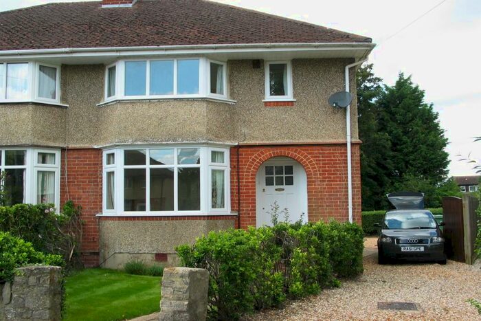 3 Bedroom Semi-Detached House To Rent In Hunsdon Road, Oxford, OX4