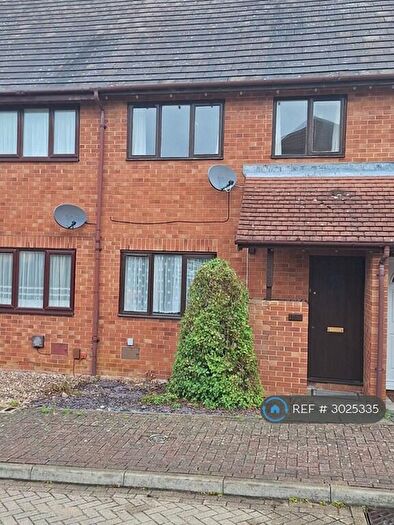 3 Bedroom Terraced House To Rent In Gaddesden Crescent, Milton Keynes, MK7