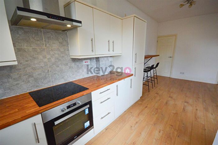 3 Bedroom Terraced House For Sale In Hurlfield Road, Sheffield, S12