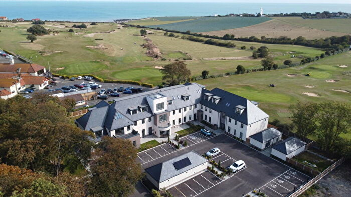 3 Bedroom Penthouse For Sale In Broadstairs, Kent, CT10