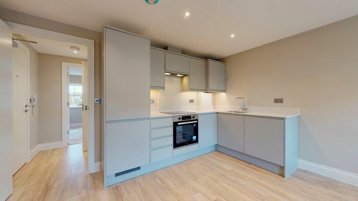 1 Bedroom Flat To Rent In Tulip Court, St. Johns Road, Watford, Hertfordshire, WD17