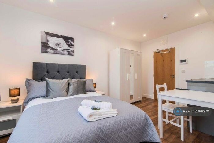 Studio To Rent In Percy Street, Stoke-On-Trent, ST1