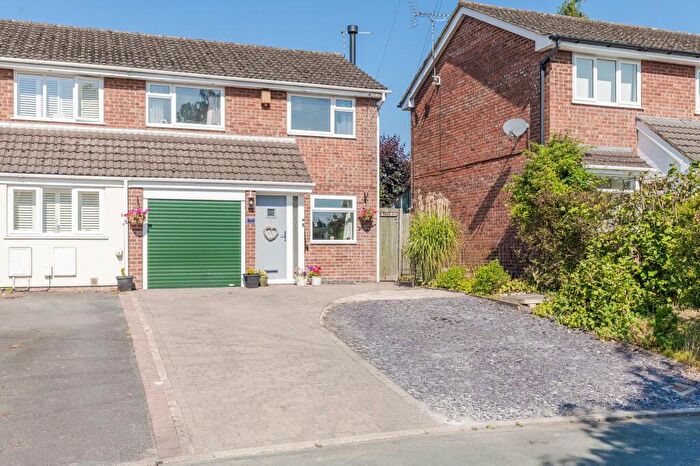3 Bedroom Semi-Detached House For Sale In Beech Tree Close, Willaston, CW5
