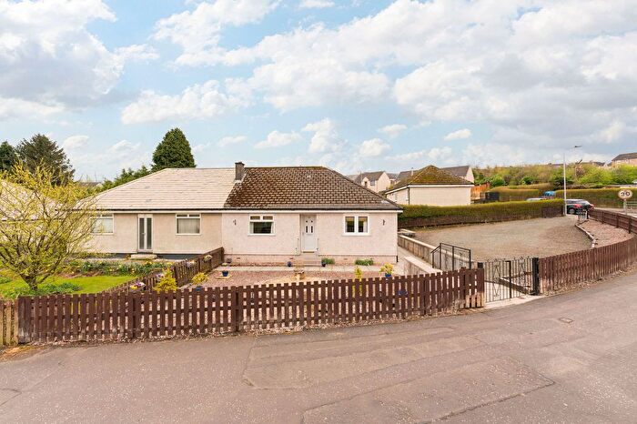 2 Bedroom Semi-Detached Bungalow For Sale In Edinburgh Road, Harthill, Shotts, ML7