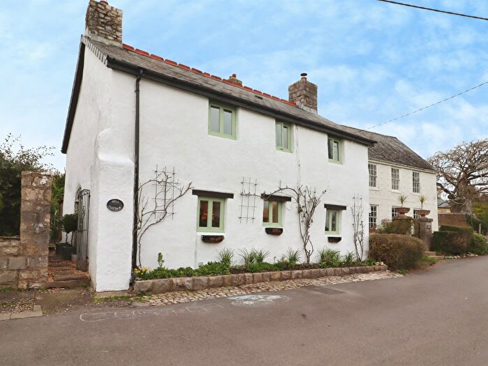 2 Bedroom Cottage To Rent In West Street, Llantwit Major, CF61