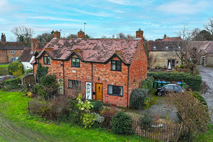 1 Bedroom House To Rent In Brill, Buckinghamshire, HP18