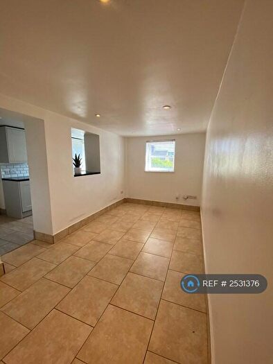 1 Bedroom Flat To Rent In Lawn Lane, Hemel Hempstead, HP3
