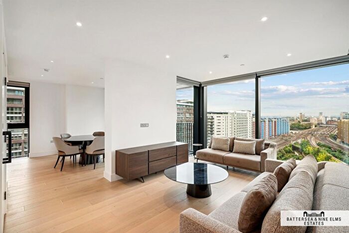 2 Bedroom Flat To Rent In Amberley House, Prince Of Wales Drive, SW11