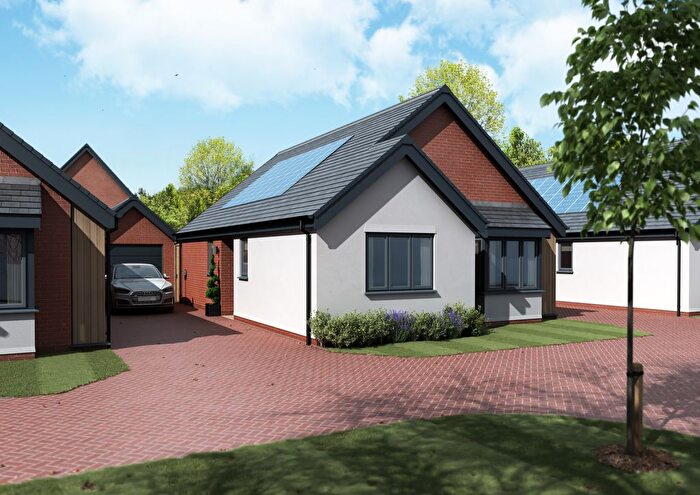 2 Bedroom Detached Bungalow For Sale In Hall Lane, Oulton, NR32