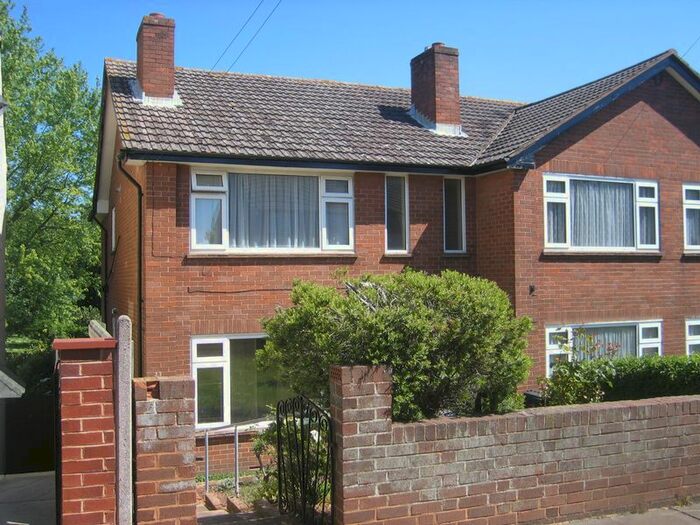2 Bedroom Property To Rent In Roseland Crescent, Exeter, EX1