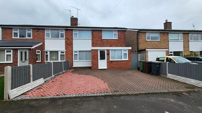 3 Bedroom Semi-Detached House To Rent In Arden Close, Meriden, CV7