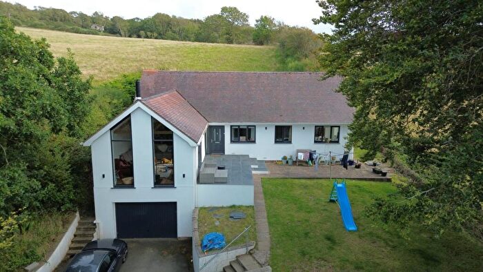 3 Bedroom Bungalow For Sale In Goitre Road, Aberaeron, SA46