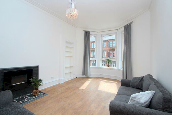 2 Bedroom Flat To Rent In Alexandra Parade, Dennistoun, G31