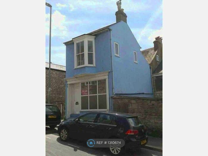2 Bedroom Semi-Detached House To Rent In Fortuneswell, Portland DT5
