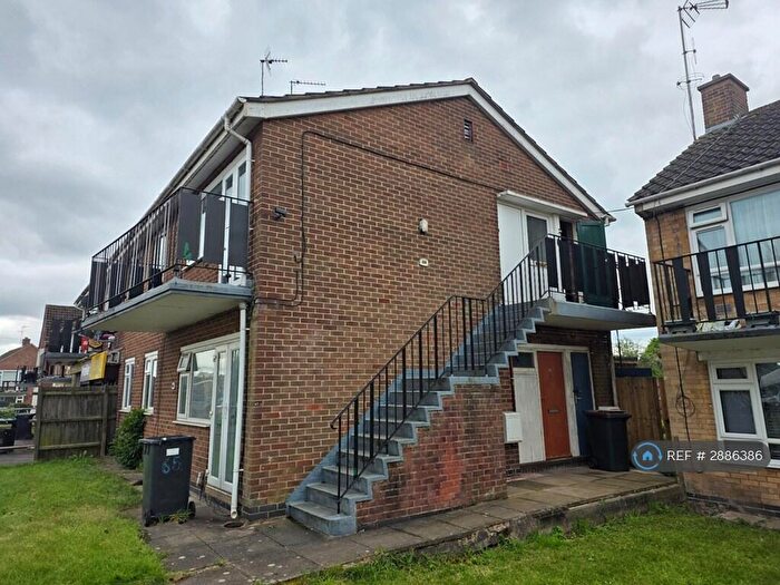 2 Bedroom Maisonette To Rent In Mount Pleasant Road, Bedworth, CV12