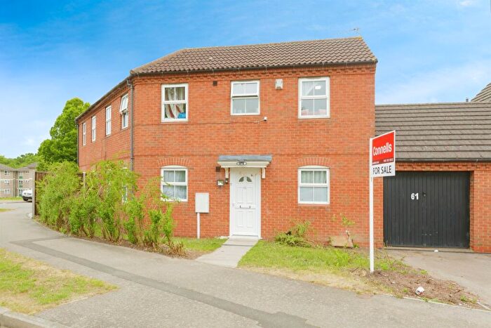 3 Bedroom Semi-Detached House For Sale In Oxon Way, Leicester, LE5