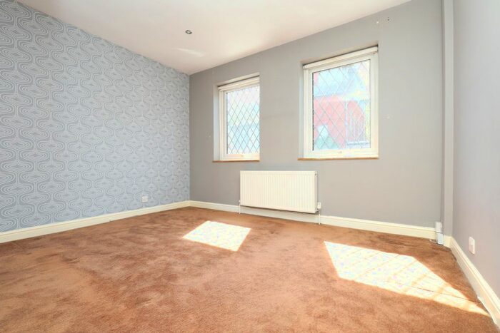 4 Bedroom Terraced House To Rent In Lowestoft Close, Hackney London, E15