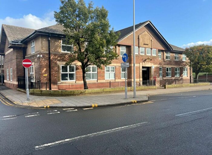 2 Bedroom Flat To Rent In Waterdale, The Old Court House, DN1