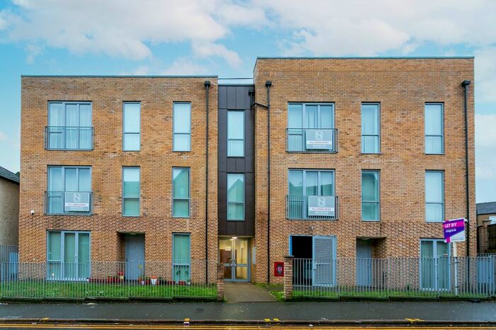 1 Bedroom Flat To Rent In Aldenham Road, Watford, Hertfordshire, WD19