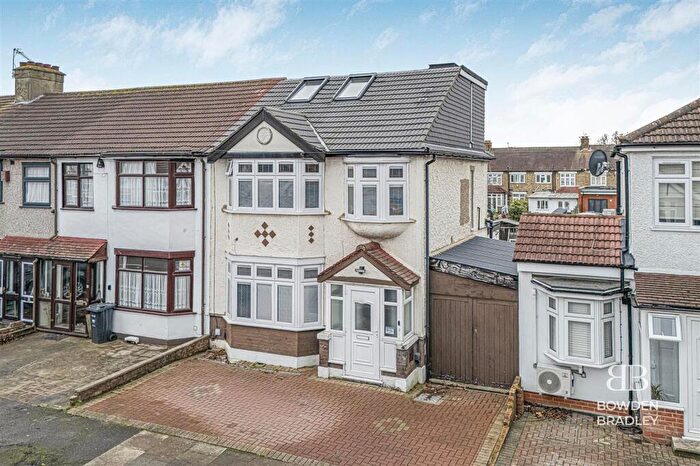 4 Bedroom House For Sale In Ardwell Avenue, Ilford, IG6